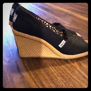 Toms wedge sandals